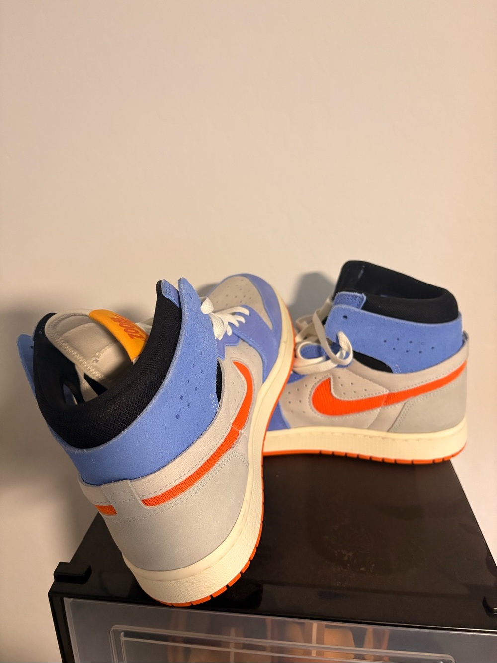 Men’s Jordan 1s Sz 10. Blue and Orange